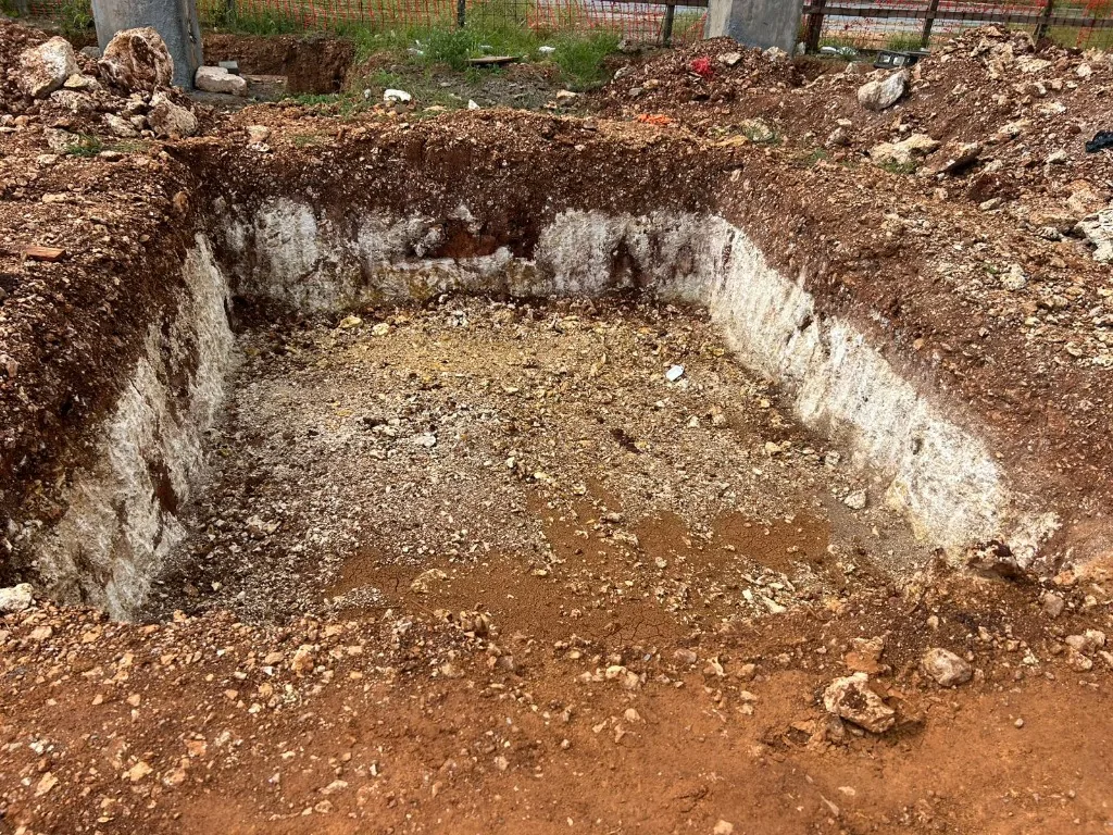 Excavación limpia y precisa para cimentación